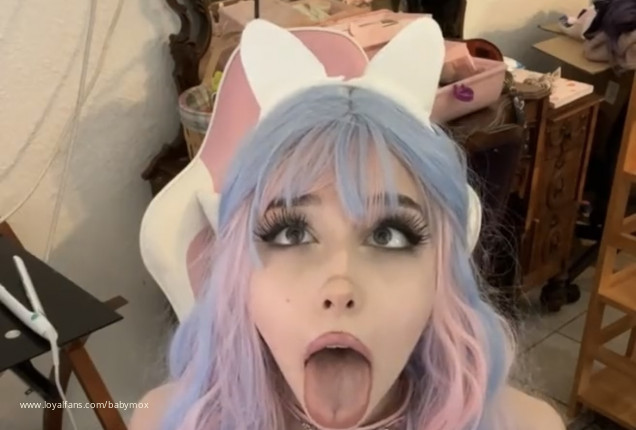 cherilyn gonzales recommends Belle Delphine Pussy Spread