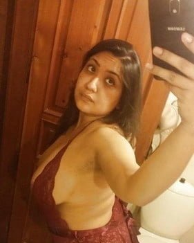 amina mulayev add sexy milf indian photo