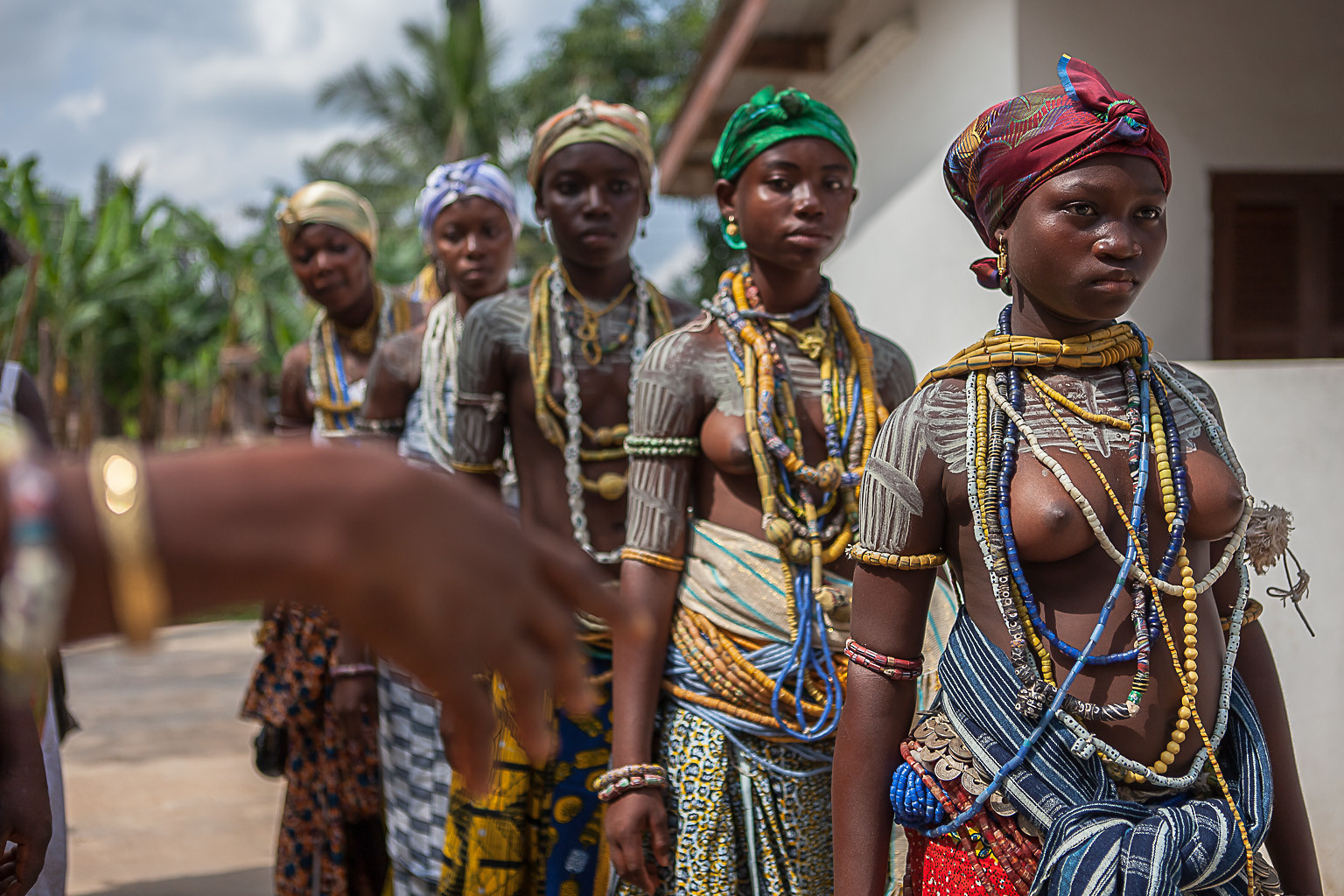 massive african tits