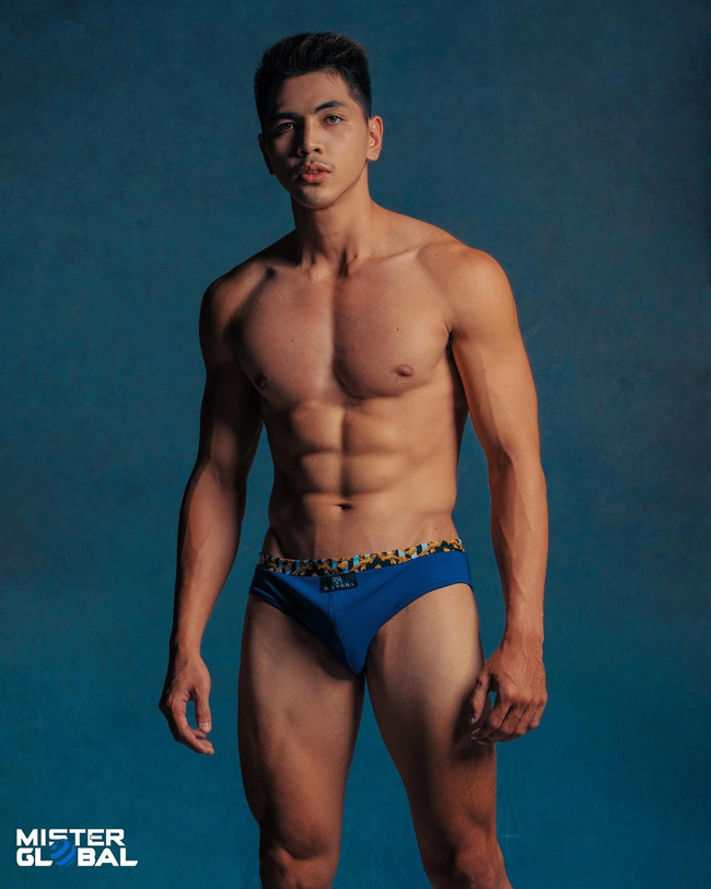 curtis mann recommends male models with bulges pic