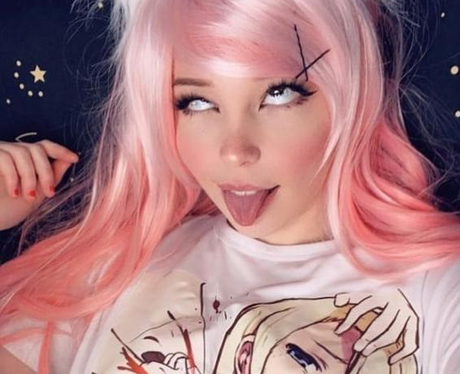 belle delphine sexy