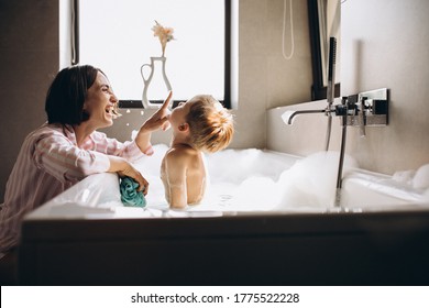 son watching mom in shower