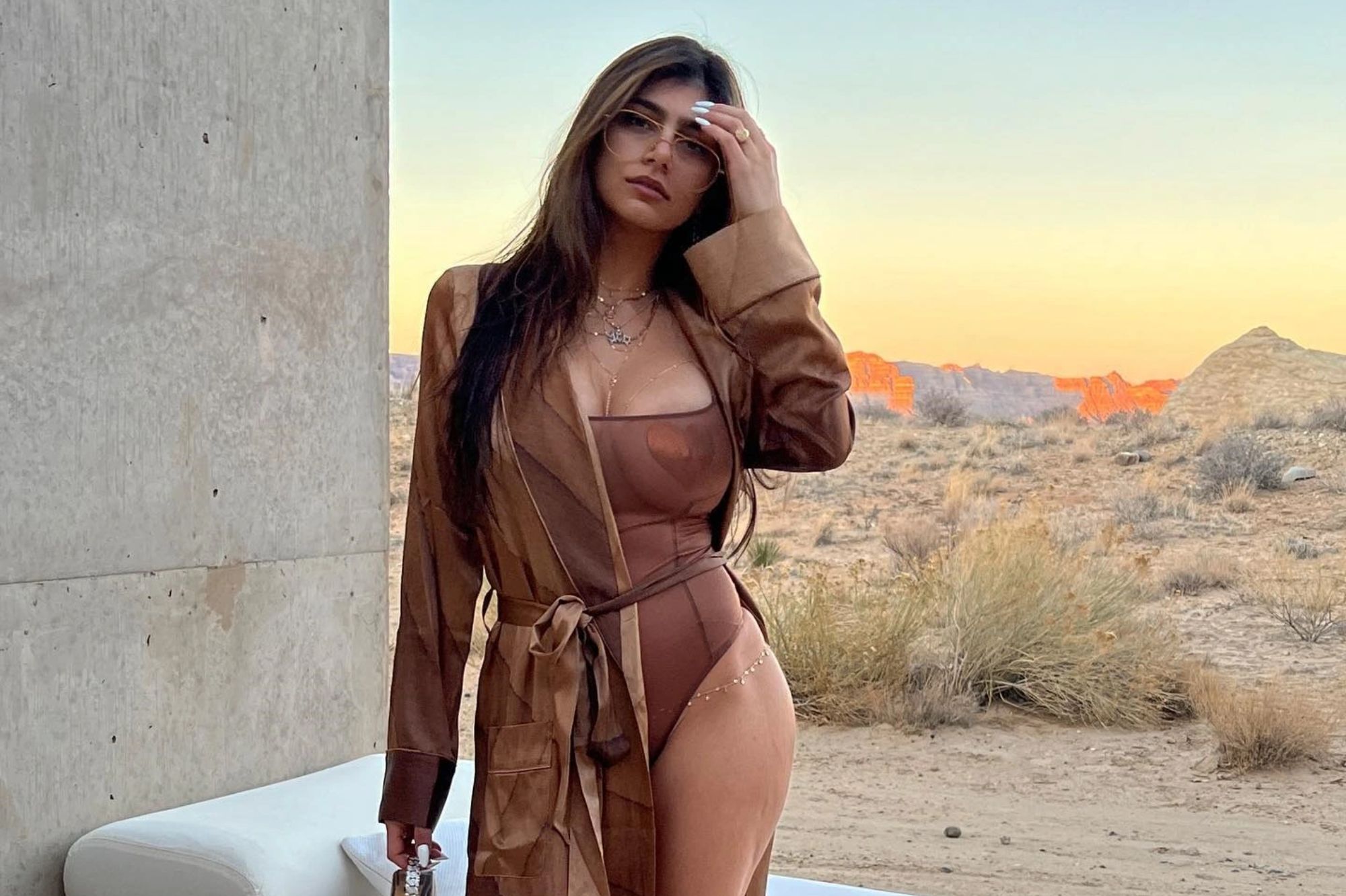 cj peake share mia khalifa used like a toy photos