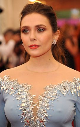 akash gorkhali share nude pics of elizabeth olsen photos