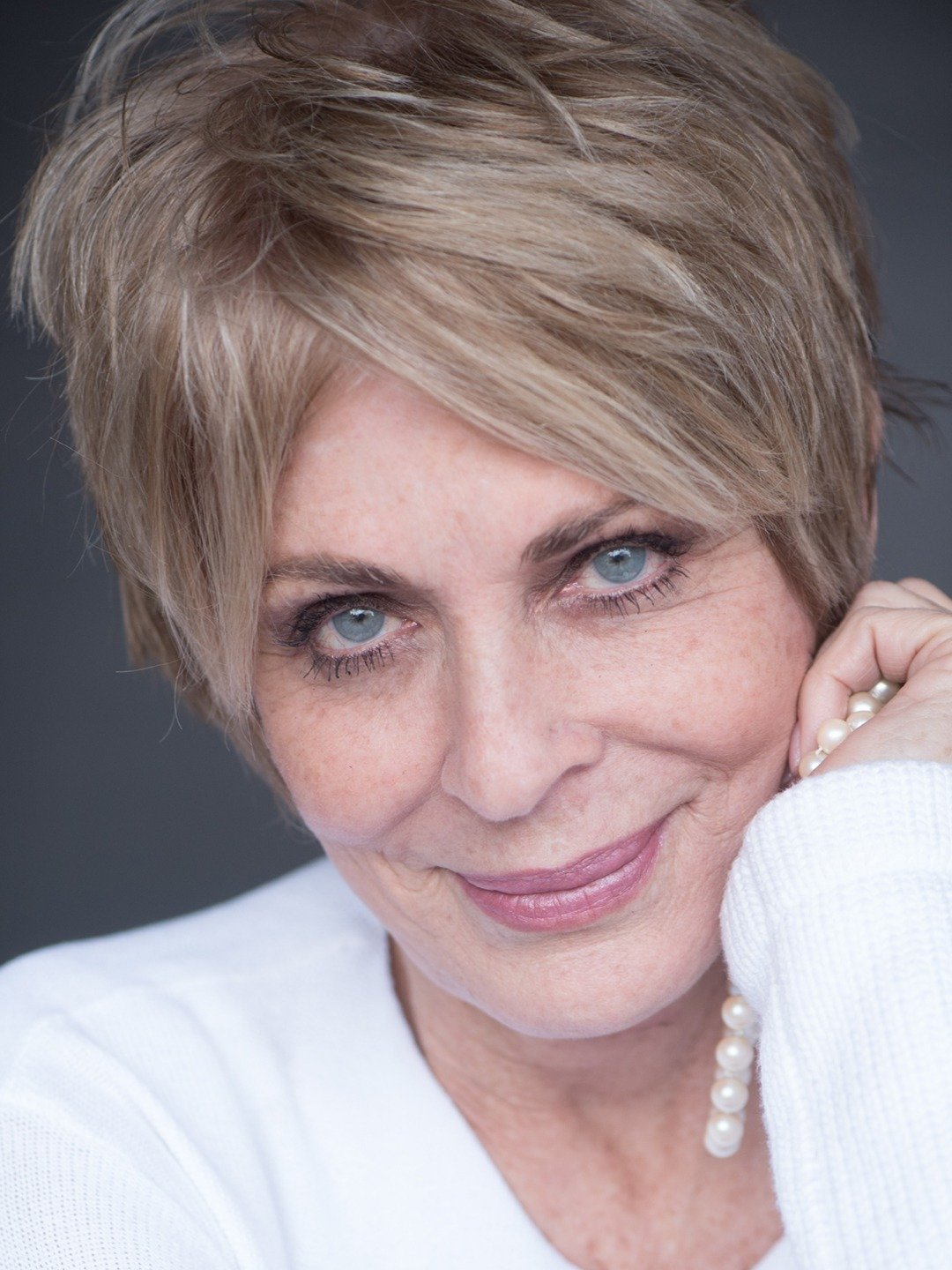 chris eschenburg recommends joanna cassidy nude pic