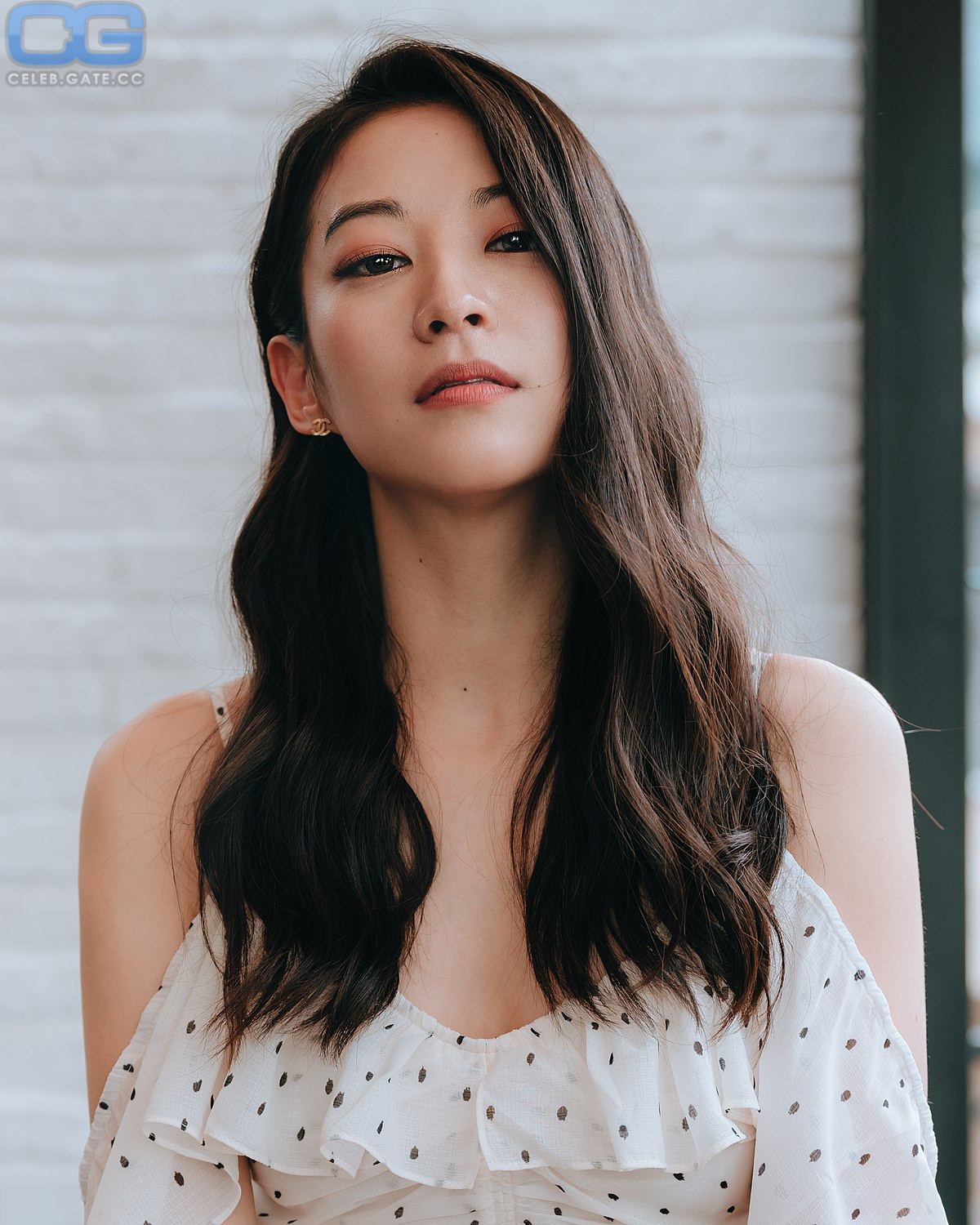 craig goldie recommends arden cho naked pic