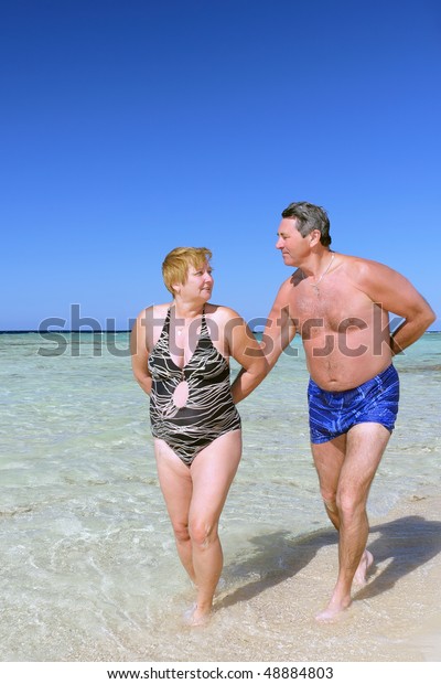 amanda engelmeyer recommends Mature Couple Beach