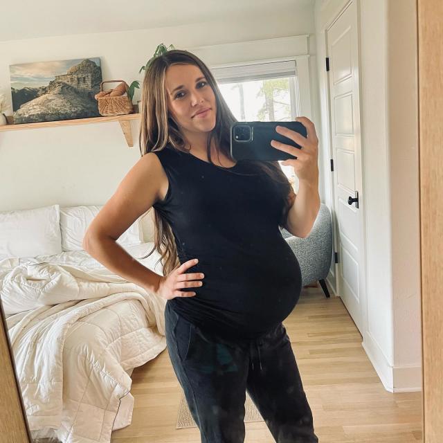 sadie holmes pregnant