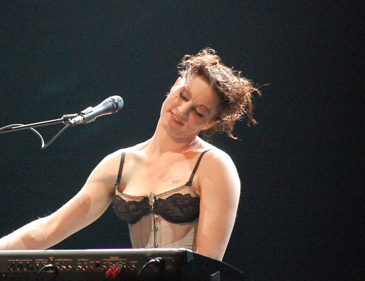 bharti mundhra recommends Amanda Palmer Nude