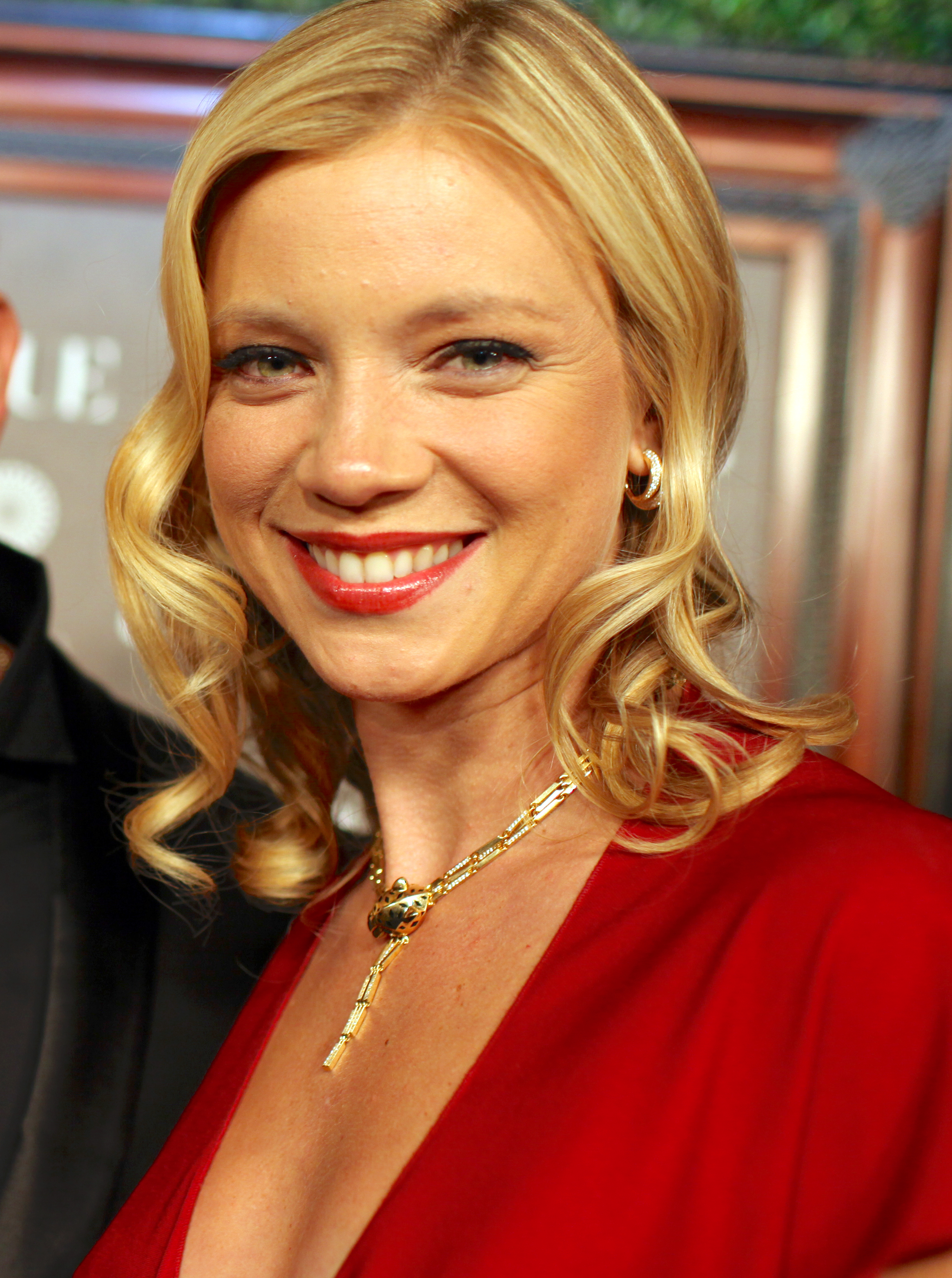 chuck florence recommends Amy Smart Height