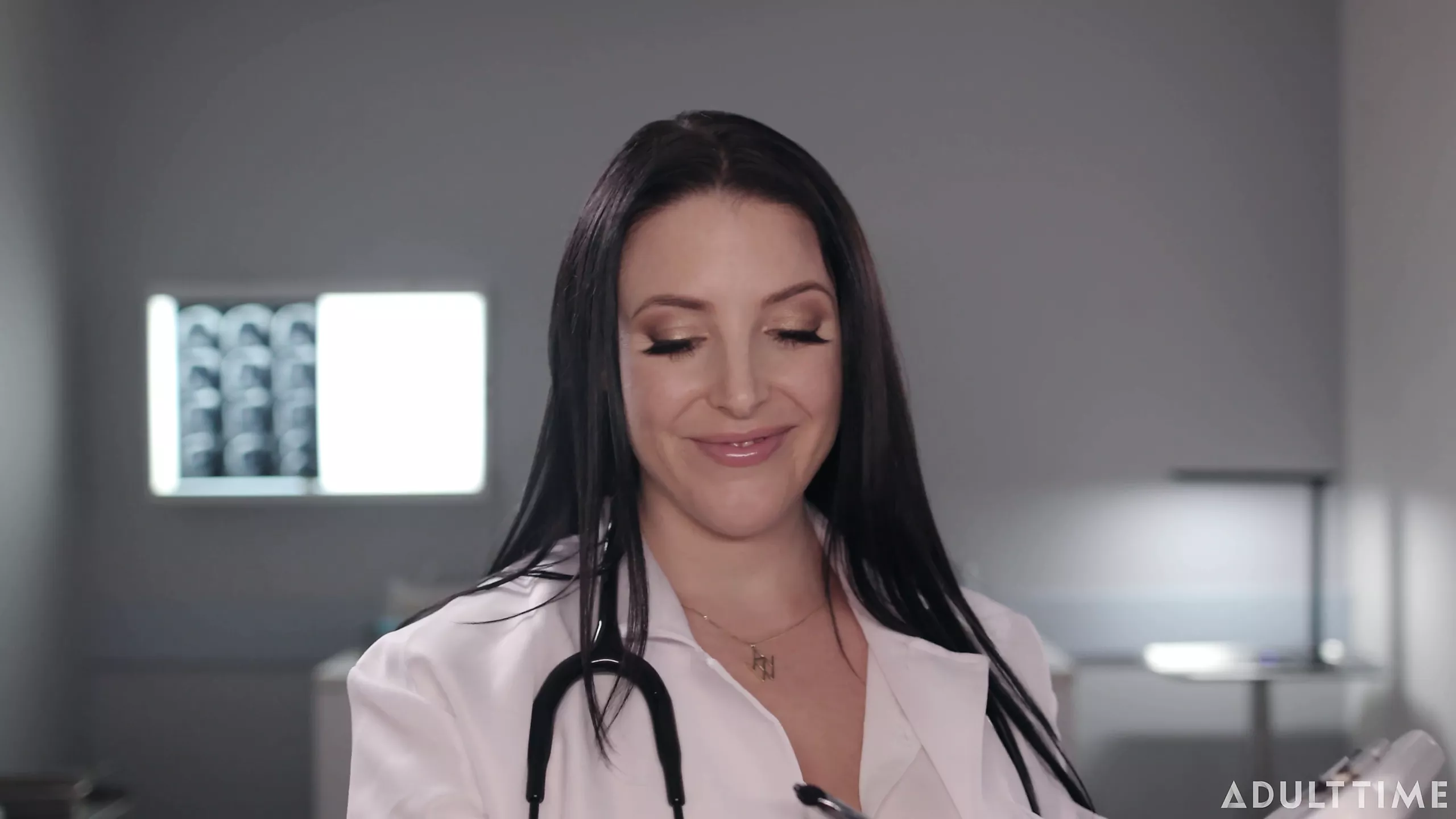 darin chambers recommends angela white doctor video pic