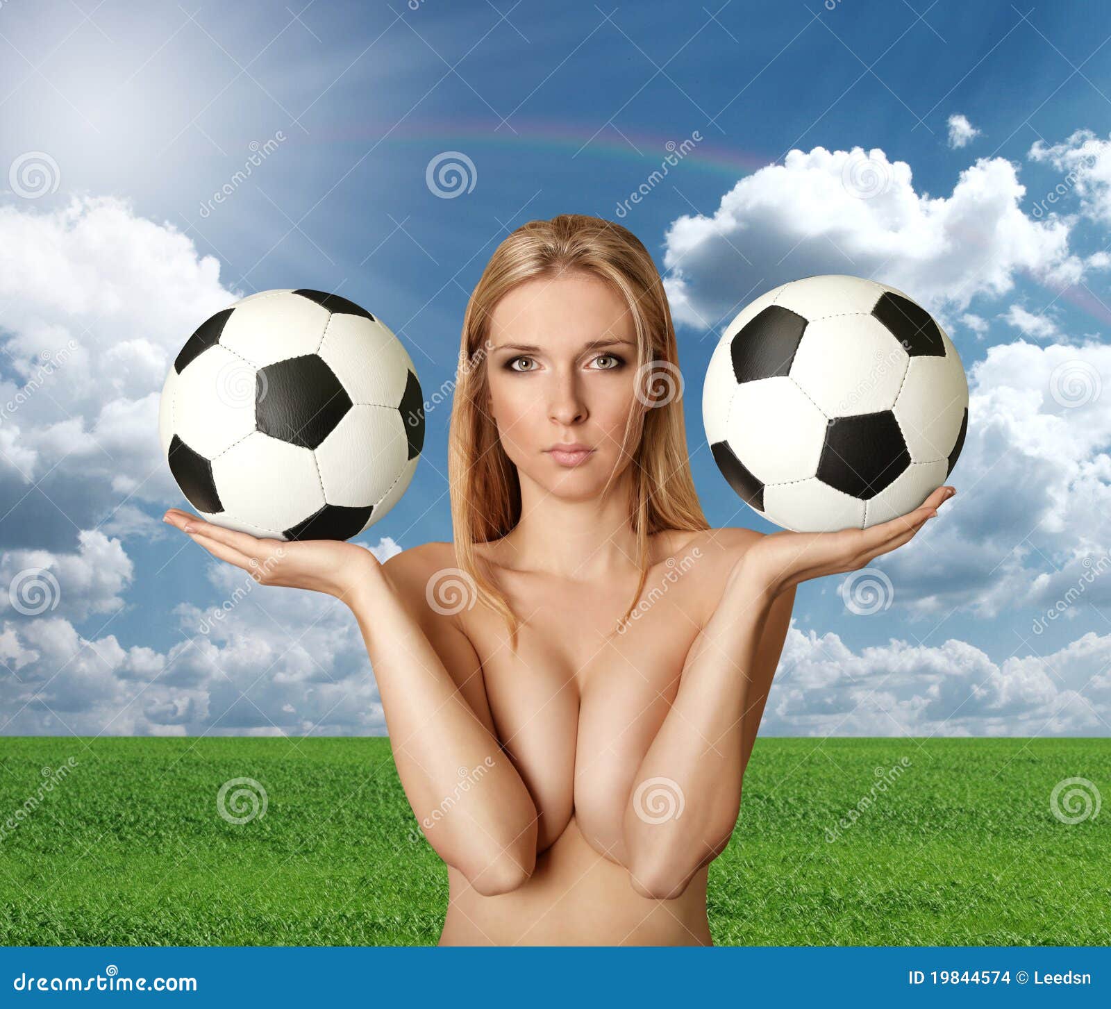 aisling o donoghue recommends naked ladies soccer pic