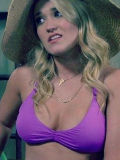 dana gann recommends emily osment nude pic