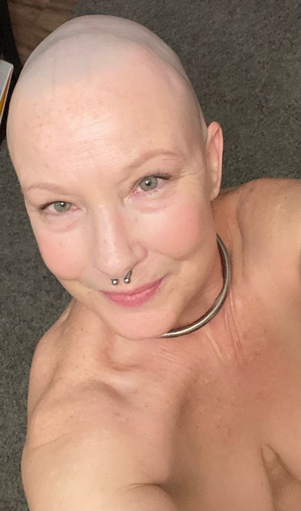 donavan roberts recommends Bald Women Nude