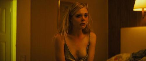 angelica garma recommends Elle Fanning Nipple