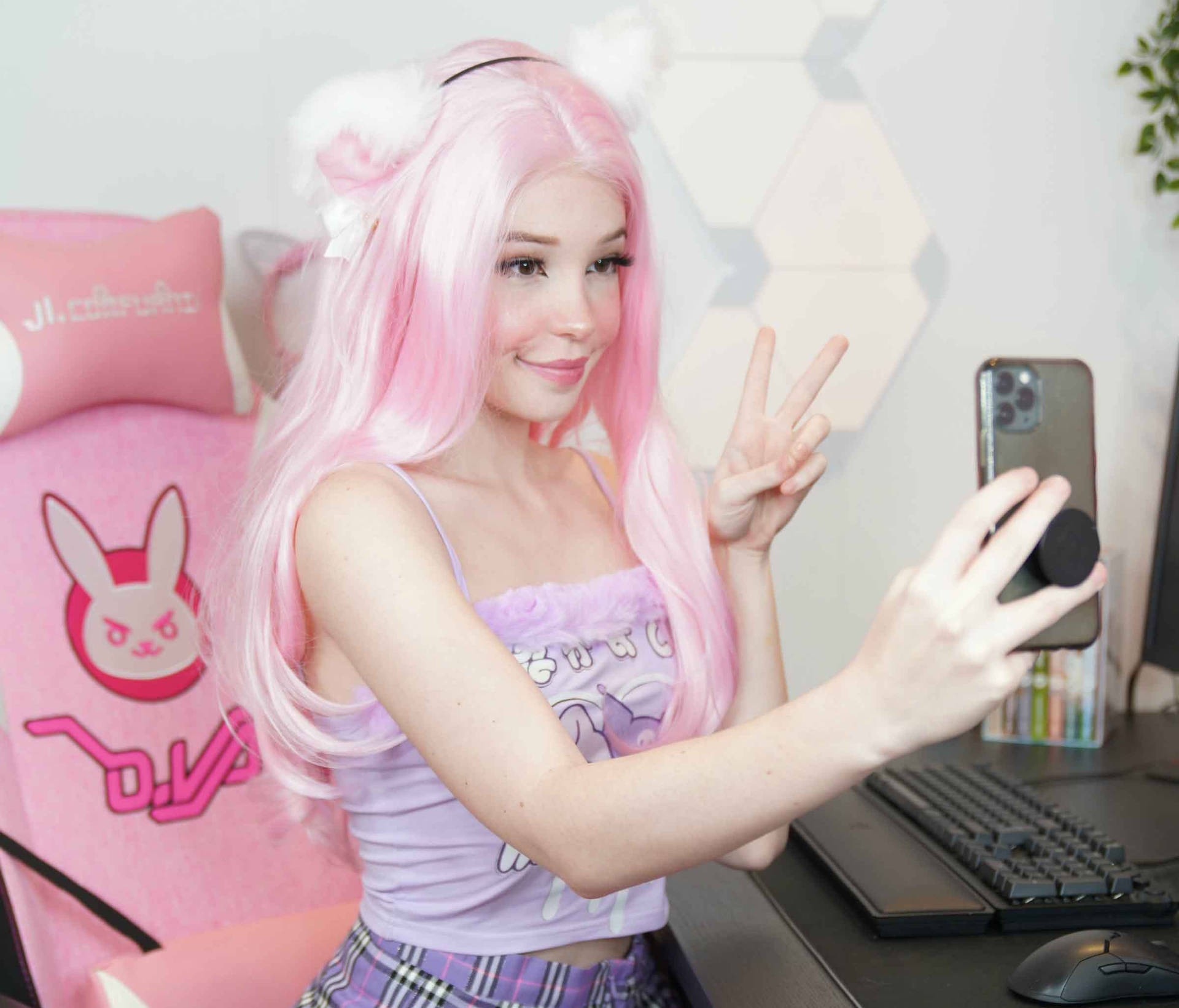 belle delphine emo