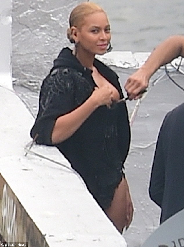 beyonce titty