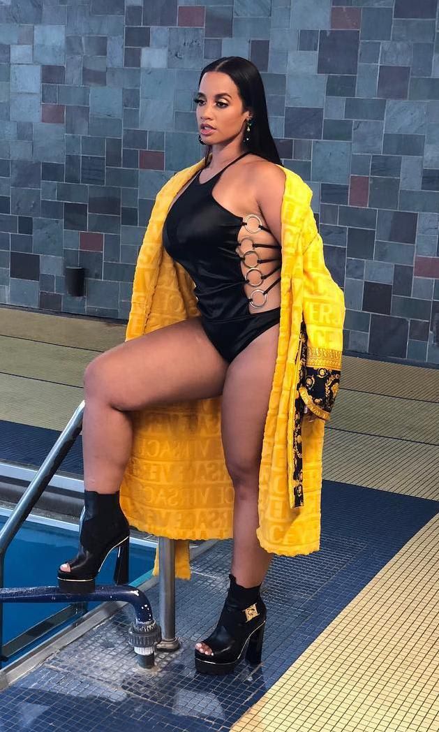 Dascha Polanco Sexy nrw flatt