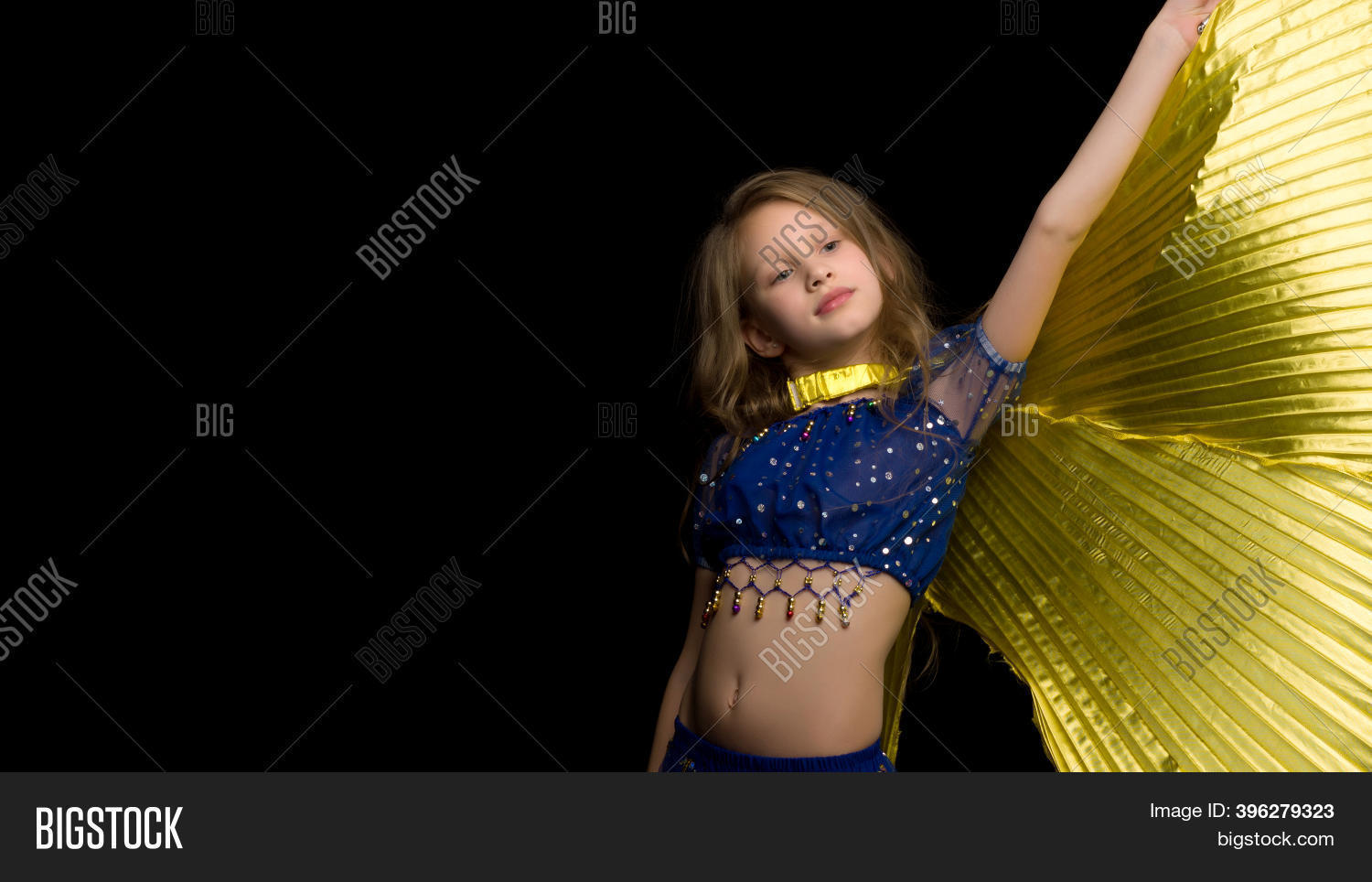 Best of Blonde belly dance