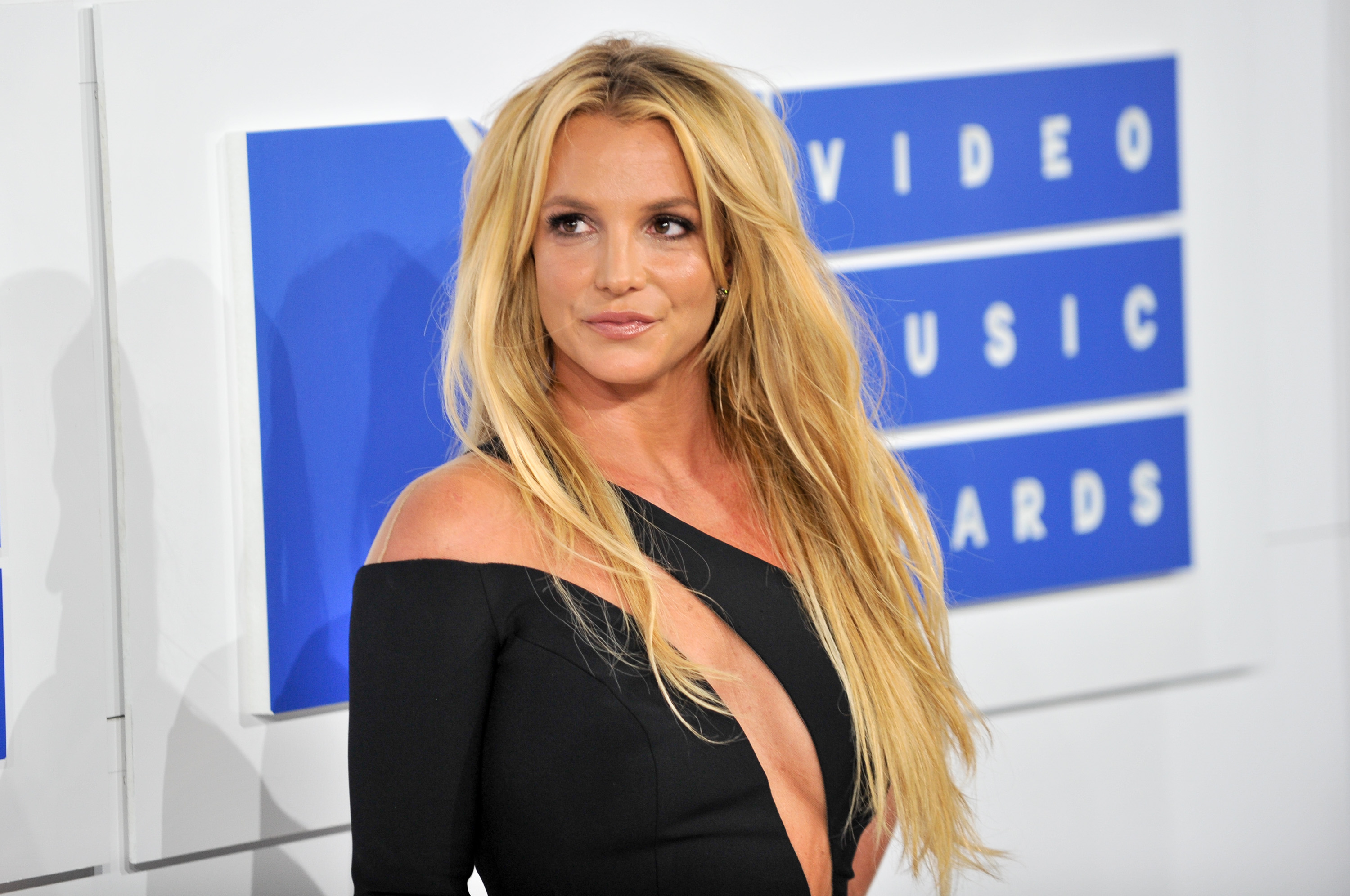 angie tanguay recommends britney spears nude videos pic