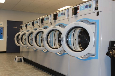 amanda kinsella recommends bubble brothers laundromat pic