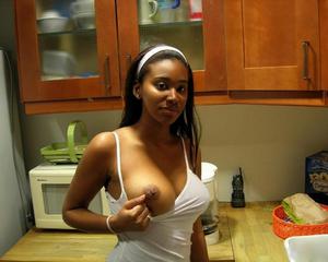 Black Chicks Flashing darf porn