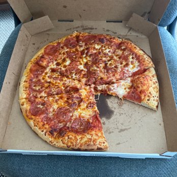 cumming on pizza