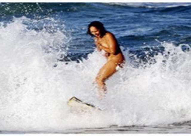 anjum rehan recommends naked surfing video pic