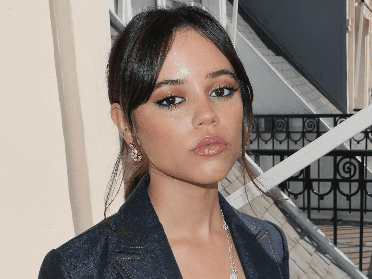 jenna ortega getting naked