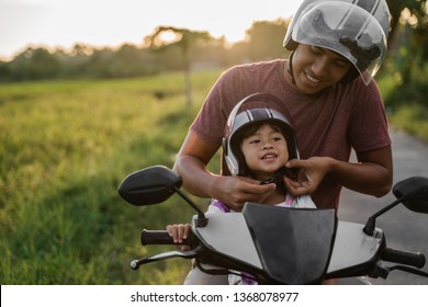 Best of Daughter rides daddy