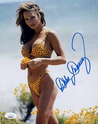 aaron hultgren recommends debbe dunning bikini pic