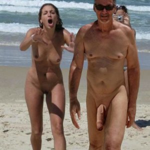 Dick Flash Beach tinder match