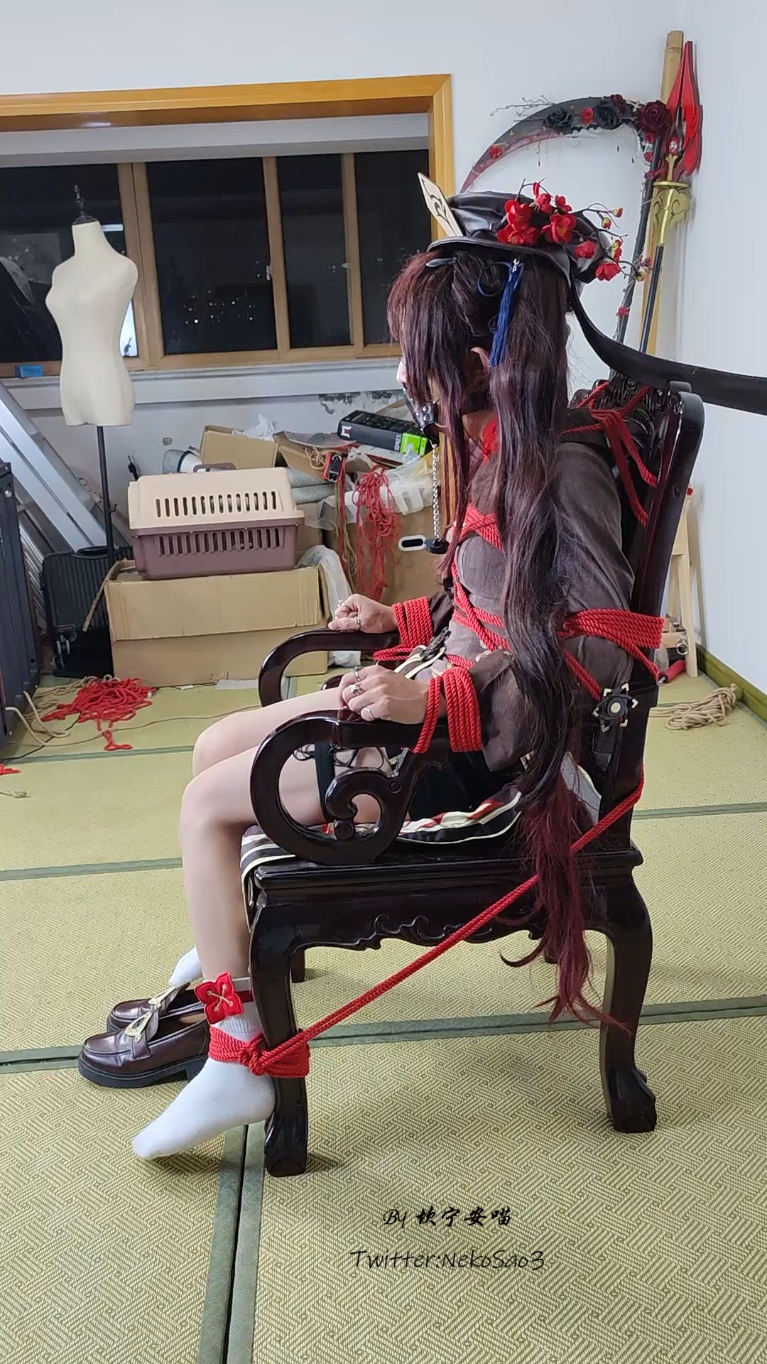 genshin cosplay bondage