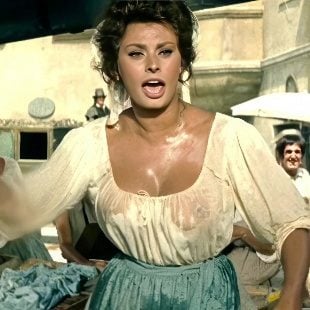 clair riley recommends sophia loren tits pic