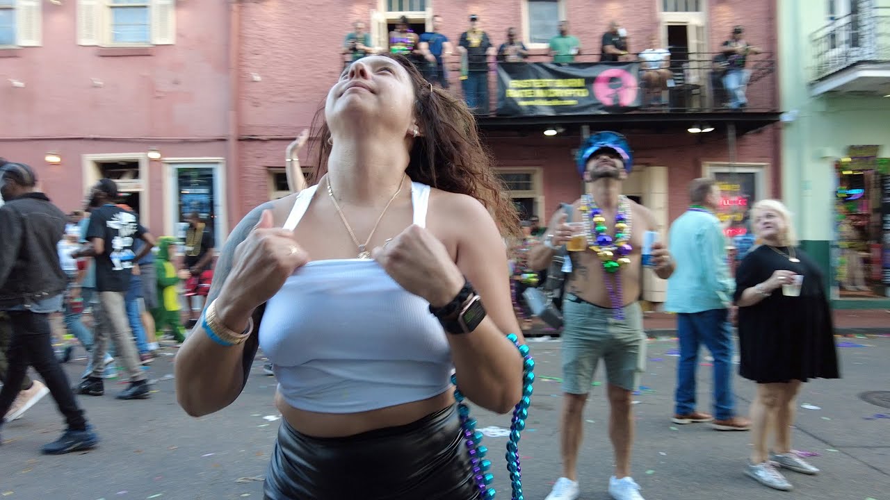 david siddoway add photo flashing boobs at mardi gras