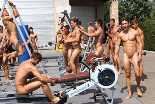 danielle dusing recommends naked gay gym pic