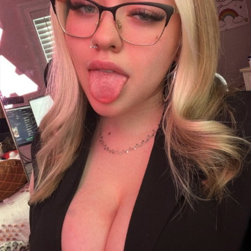 Juls Onlyfans secretary porn