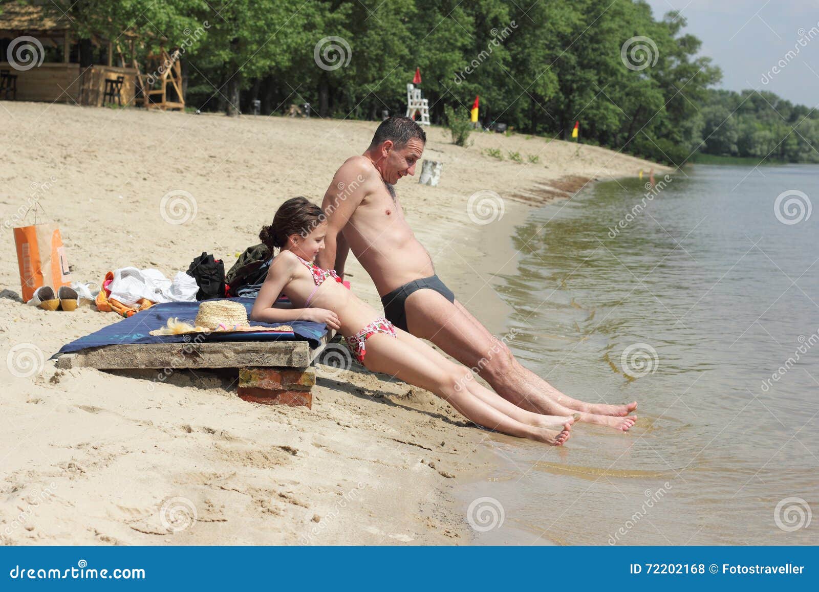 benjamin finger recommends Father And Daughter Nudists