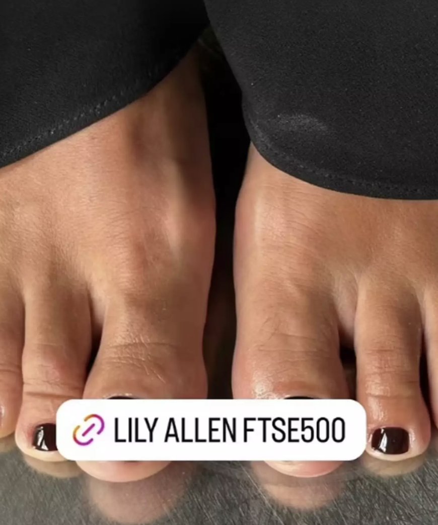 Feet Pics Leaked fucking neighbor