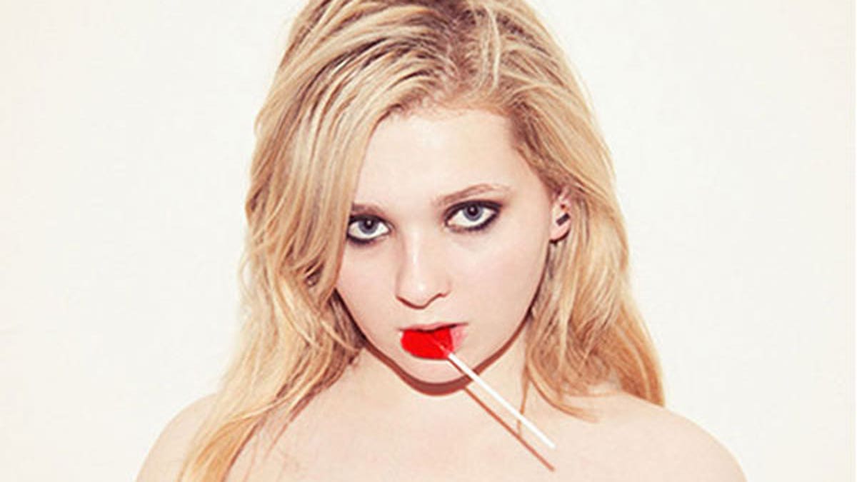 brandi flood recommends Abigail Breslin Nude