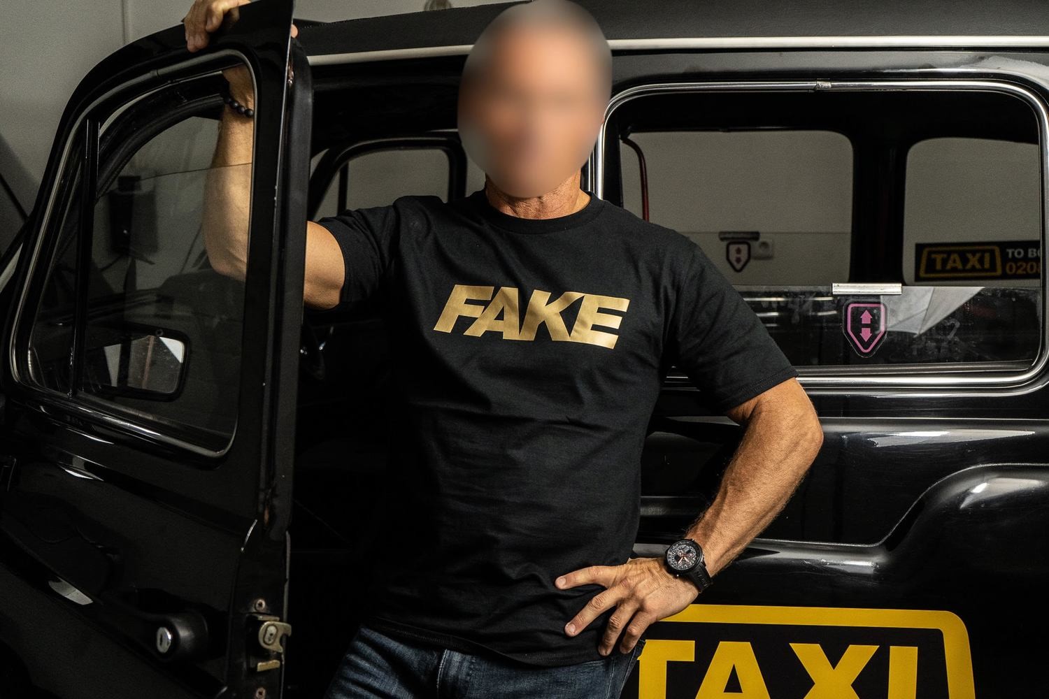 benjamin dorr share fake taxi john photos