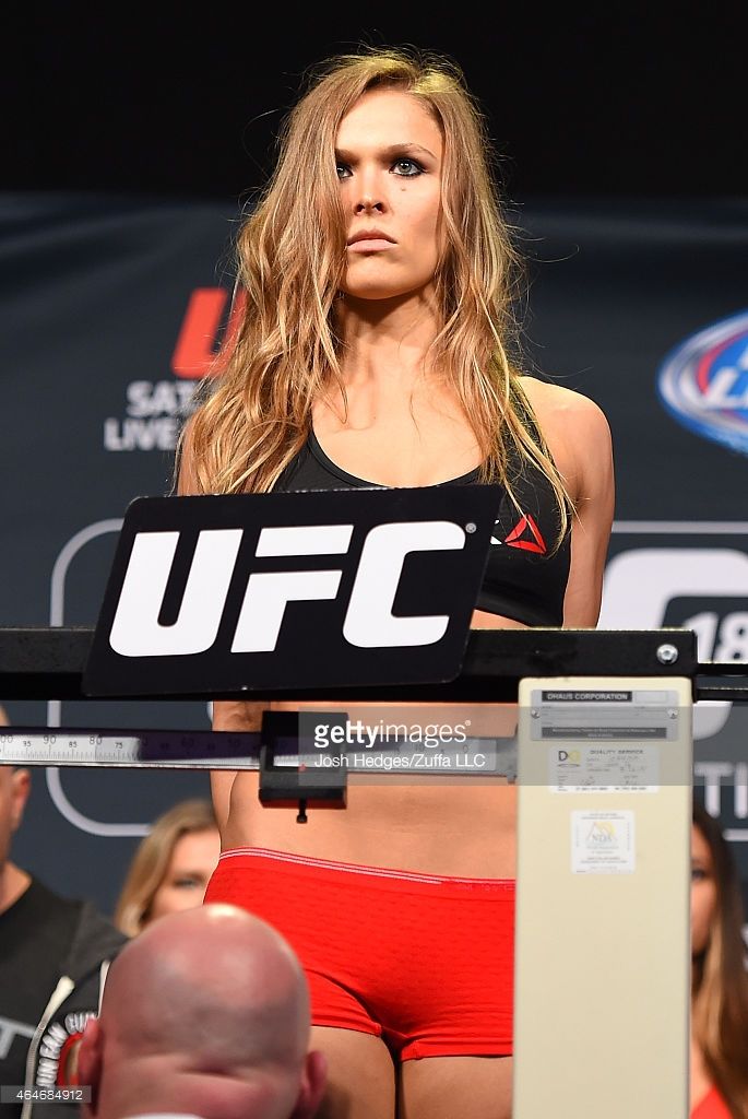 claudia pitman recommends ronda rousey cameltoe pic