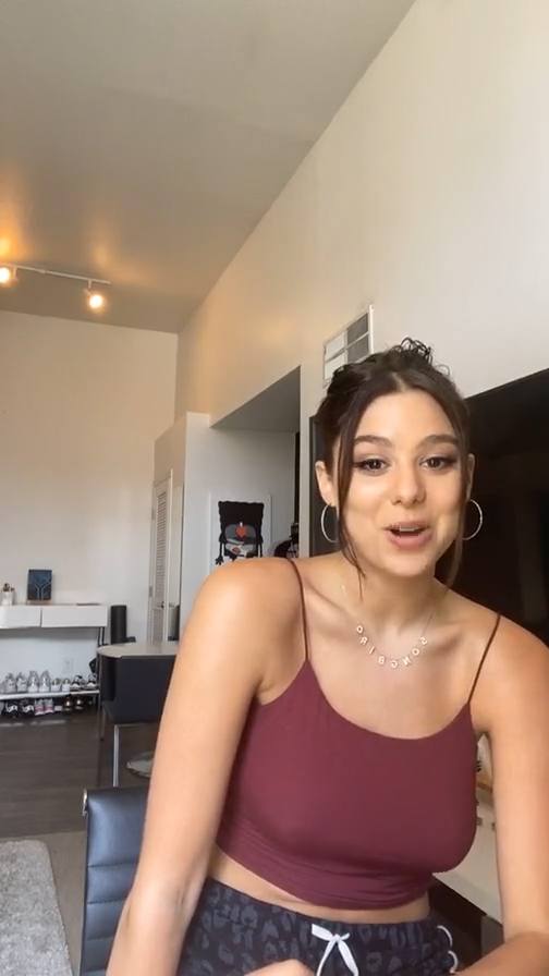 anis nadhirah add photo kira kosarin boobs