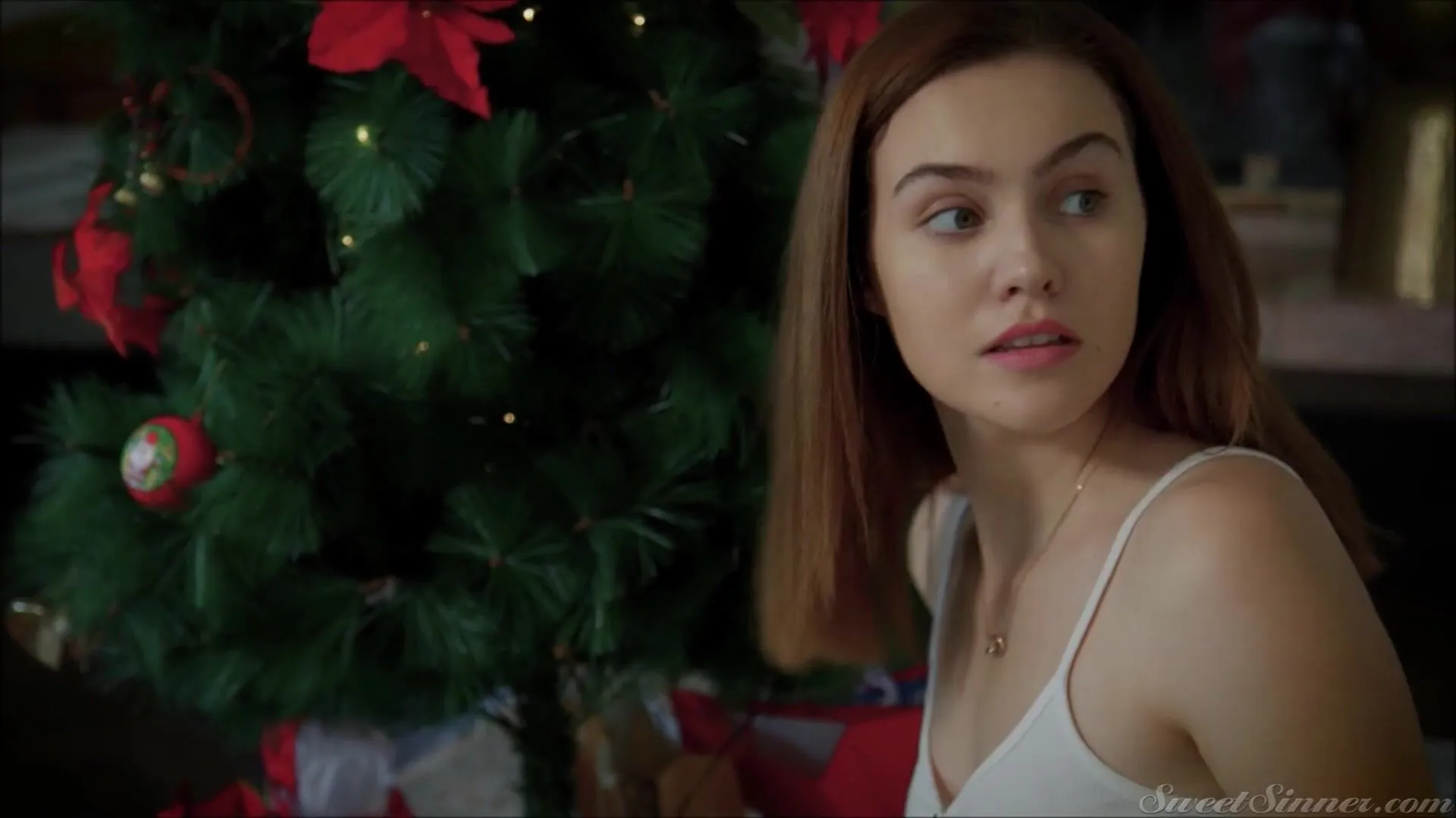 brenda de la fuente recommends freya parker christmas pic