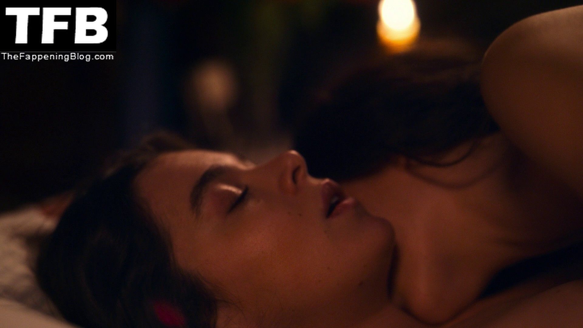 hailee steinfeld sex scene