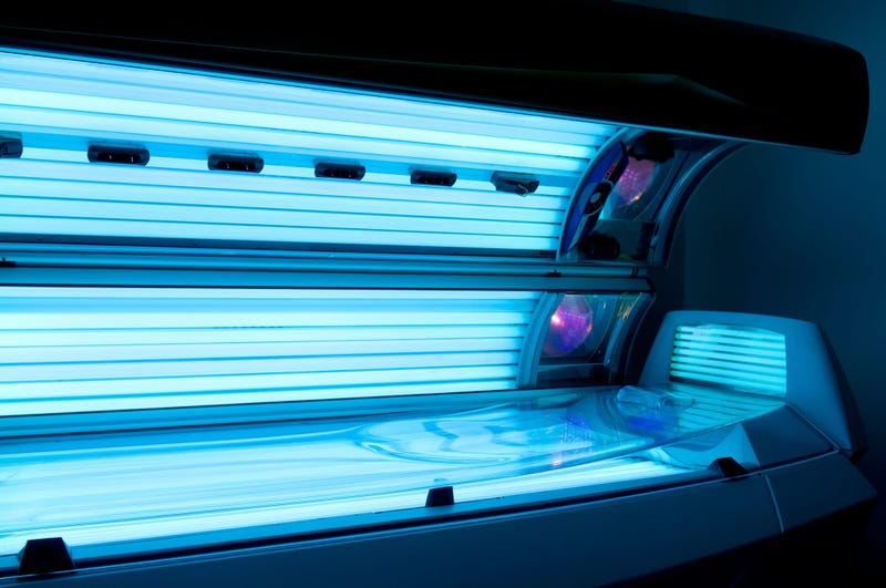 cruz anderson add hidden cam in tanning bed photo