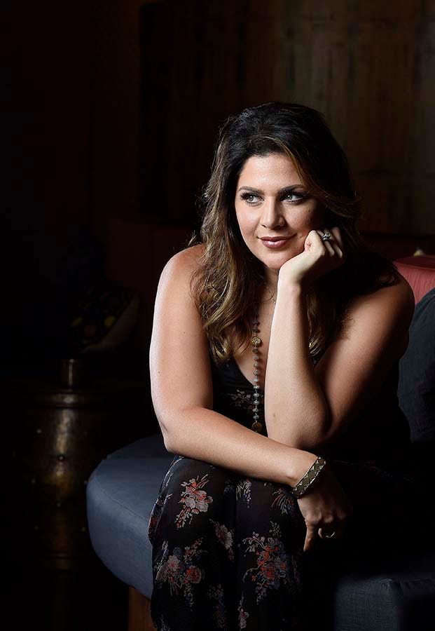 ann dando recommends Hillary Scott Feet