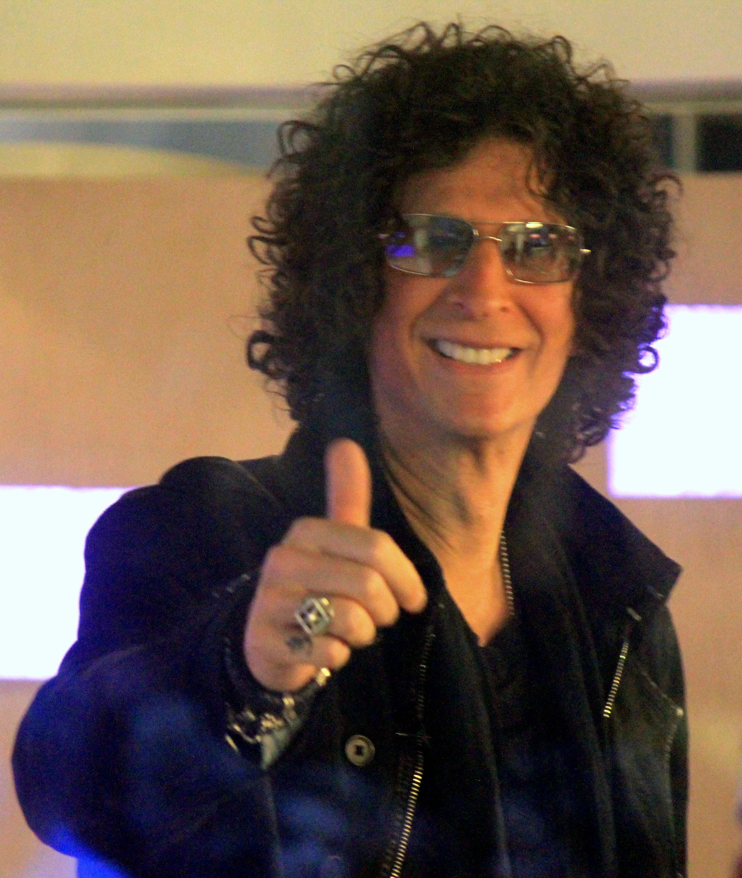 david bentle recommends Howard Stern Sibyan