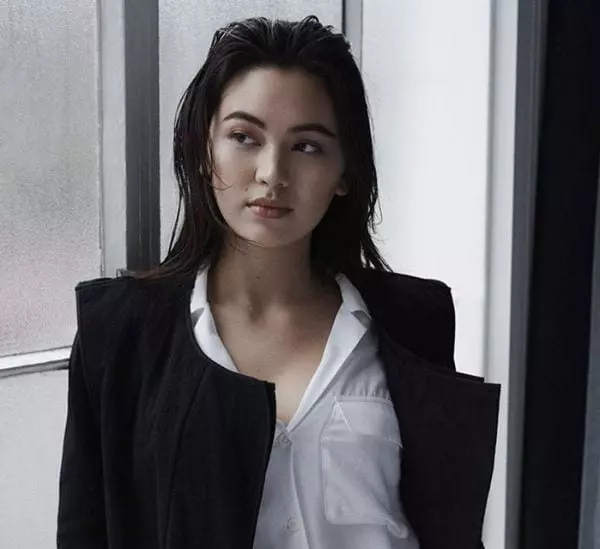 corin henry recommends Jessica Henwick Tits