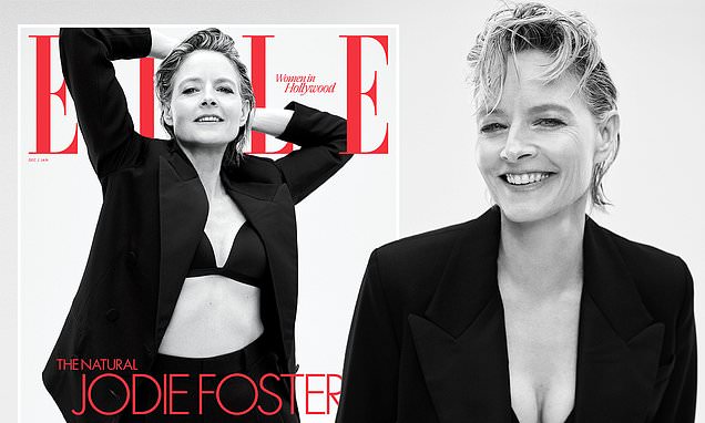 jodie foster boobs